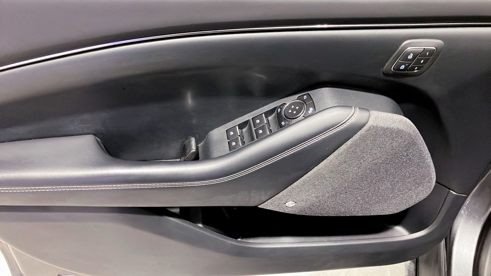 Ford Mustang Mach-E Long Range, 294hp, 2021