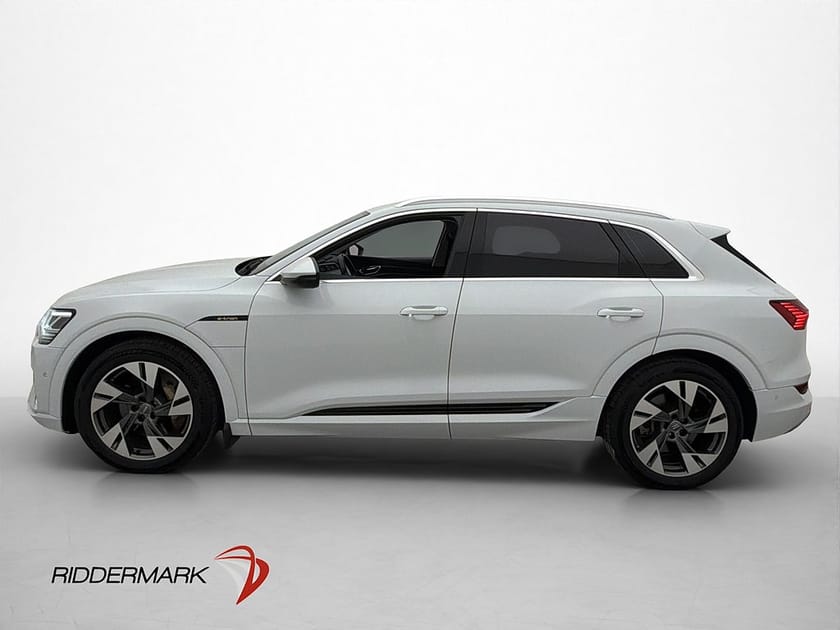 Bild 5 av Audi e-tron 50 quattro Proline Cockpit Kamera Navi Halvskinn