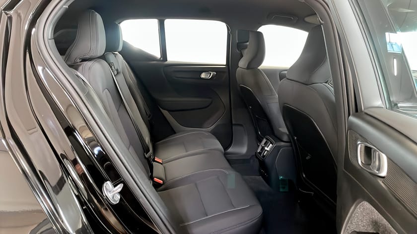 Bild 5 av Volvo XC40 Recharge Core 231Hk / Kamera / CarPlay /