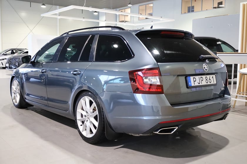 Bild 3 av Škoda Octavia Kombi Skoda  2.0 TDI RS AUT 4x4 Navi Värmare Kamera Canton CarPlay
