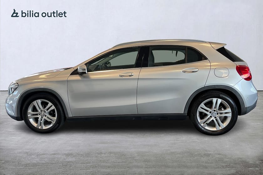 Bild 3 av Mercedes-Benz GLA 200 d 4MATIC 200d Urban Line 136hk / Drag Värmare PDC Navi