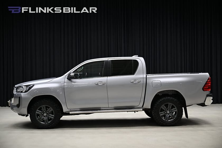 Bild 2 av Toyota Hilux Dubbelhytt 2.8 4WD 204HK Automat|Dubbelhytt|Drag|GPS|Backkamera