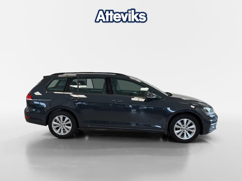 Bild 2 av Volkswagen Golf Sportscombi TSI 115hk Manuell *P.Sensorer/Carplay*