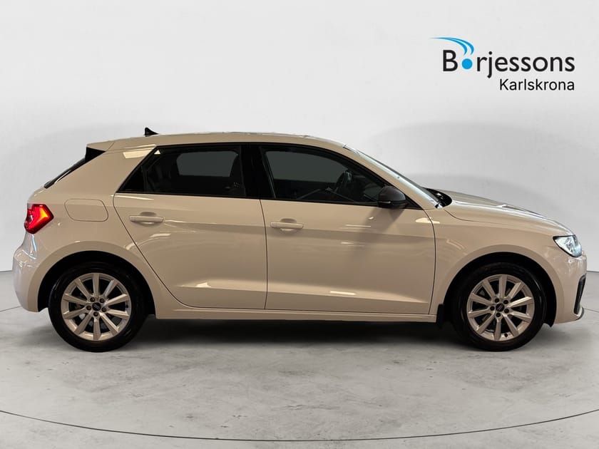 Bild 2 av Audi A1 Sportback 30 TFSI S Tronic, 110hk, 2023 7 växlar