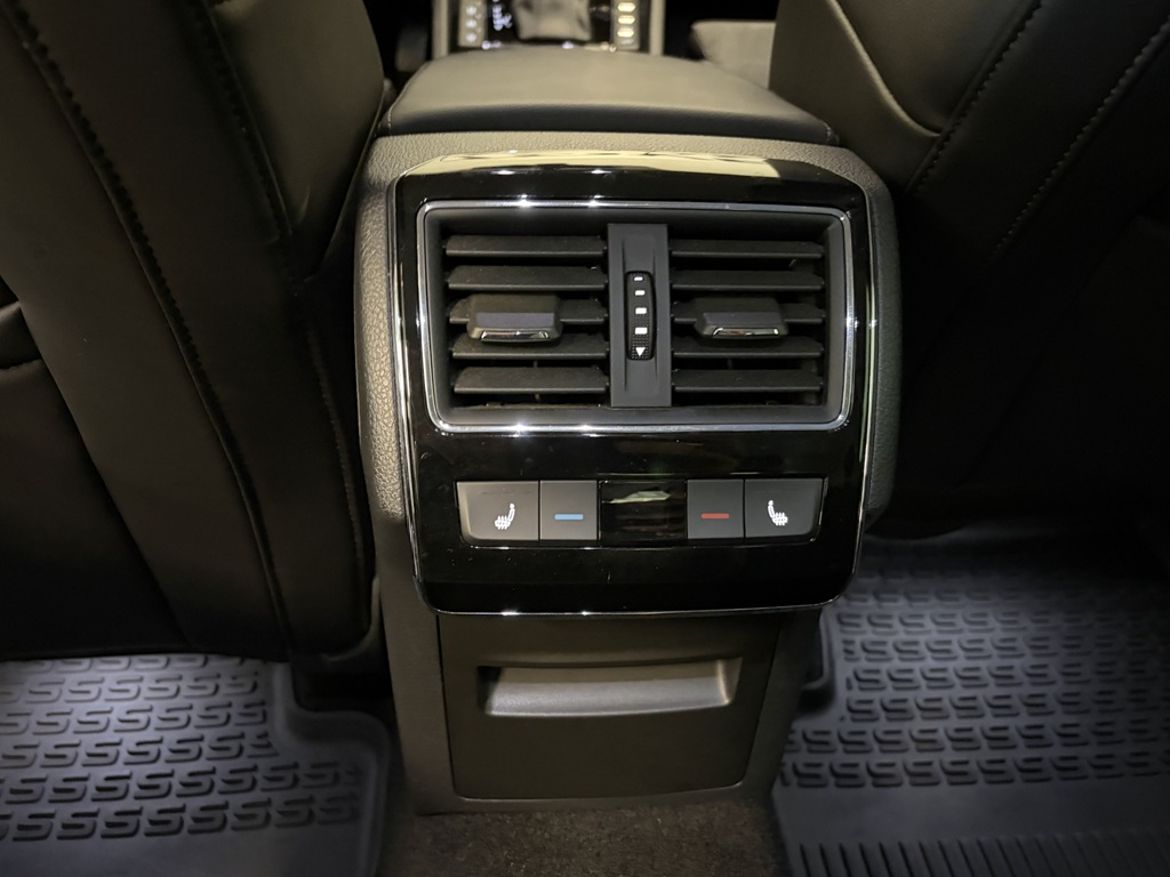 Škoda Škoda Superb — bild 12