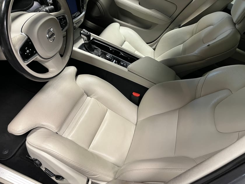 Bild 4 av Volvo V60 D3 Momentum Pro Edition