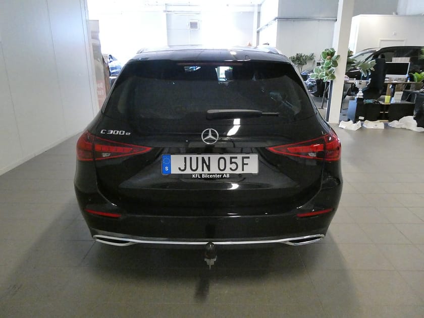 Bild 5 av Mercedes-Benz C 300 T e Avantgarde Drag-Värmare-Kamera-Navi-SoV