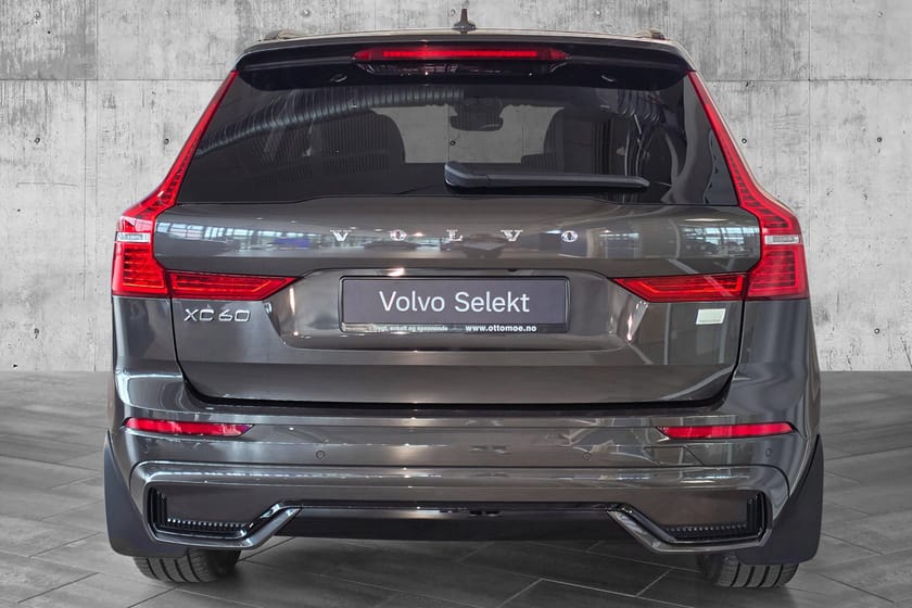 Bilde 4 av Volvo XC60 T8 II Dark Plus | 360 Kamera | H.feste | H&K Lyd |