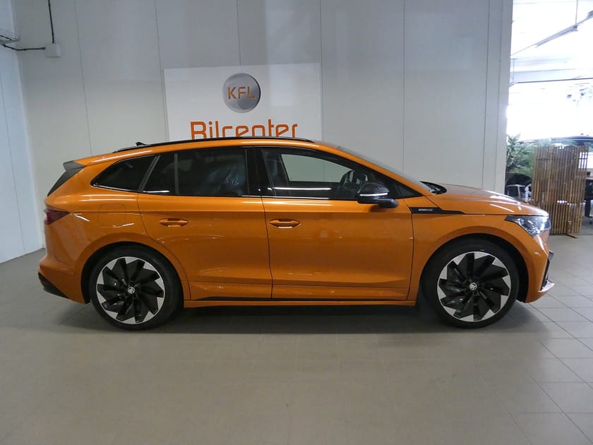 Bild 3 av Škoda Enyaq iV 80 Skoda SPORTLINE Pano-Värmare-Drag-Kamera-Navi-SoV