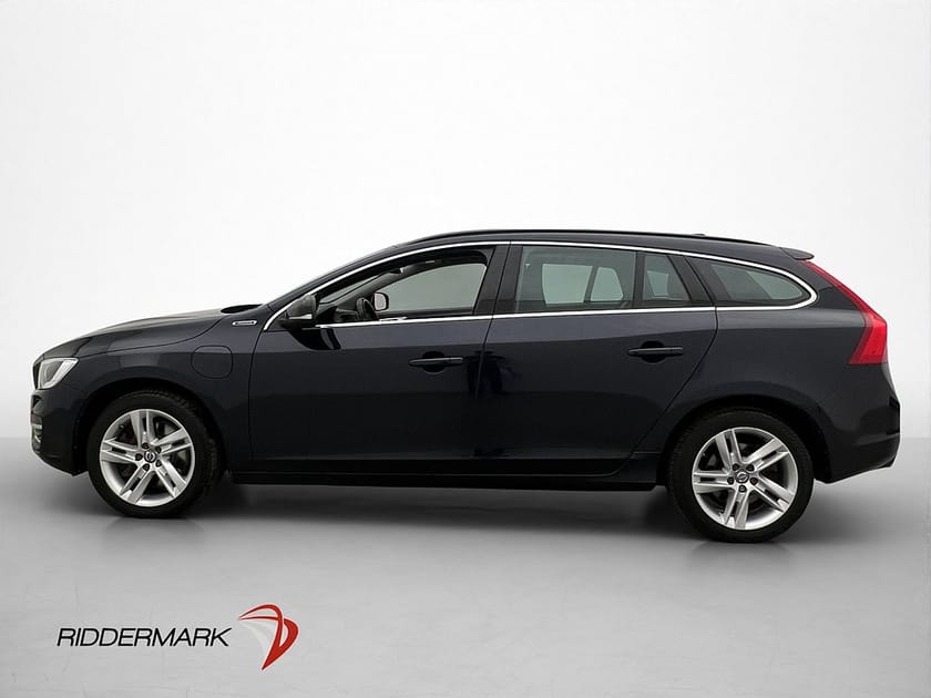 Bild 4 av Volvo V60 D5 Plug-In AWD 231hk Momentum Dragkrok Värmare