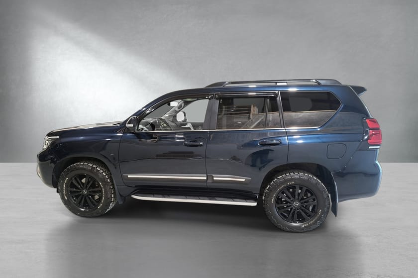 Bilde 2 av Toyota Land Cruiser 5-dørs 2,8 D-4D GX aut blå metallic