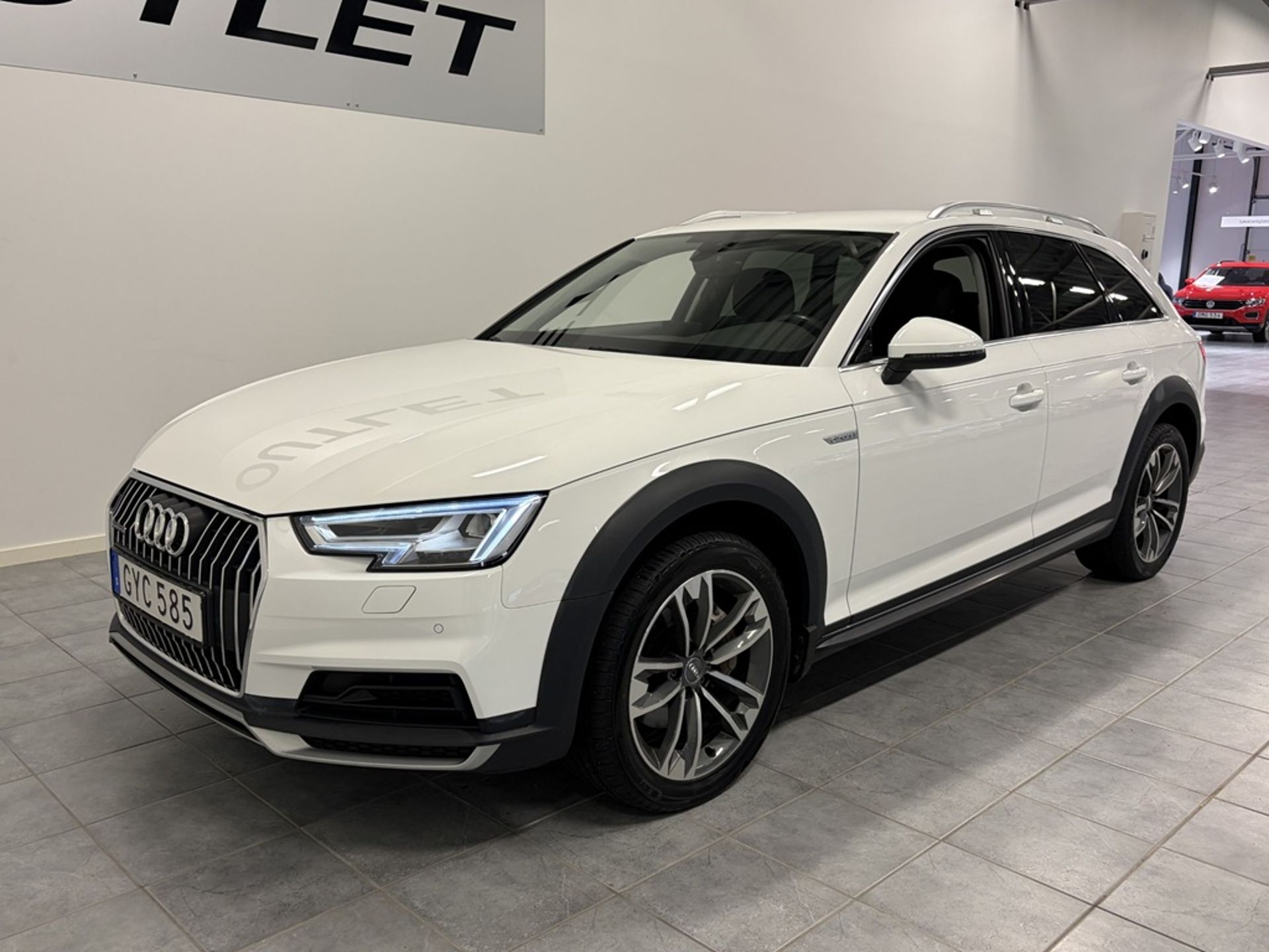 Audi A4 allroad 2018, bild 2/10