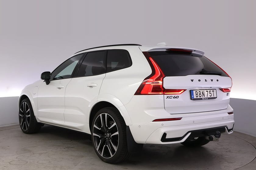 Bild 4 av Volvo XC60 T6 Ultra Dark Pano B&W Drag Blis HUD 360