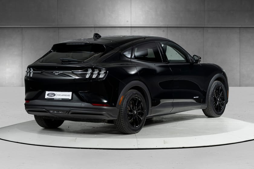 Bilde 4 av Ford Mustang Mach-E Standard Range 269hk RWD SR | B&O | Matrix ++