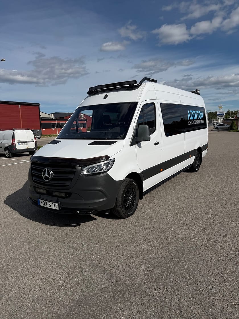 Bild 1 av Mercedes-Benz Sprinter 317 CDI RWD Panel Van 170hk Dubbelhytt skåp L3H2