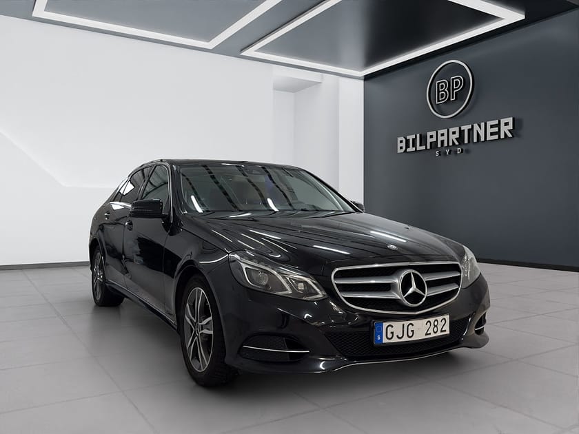 Bild 4 av Mercedes-Benz E 220 CDI BE BlueEFFICIENCY 7G-Tronic Avantgarde/Ny Besiktad