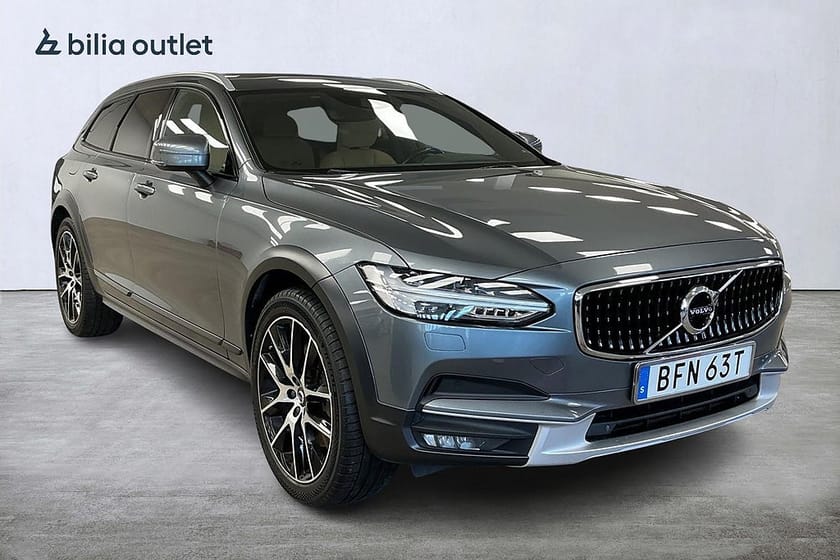 Bild 2 av Volvo V90 Cross Country D5 AWD Pro Nyservad Panorama B-kamera Skinn Dragkrok