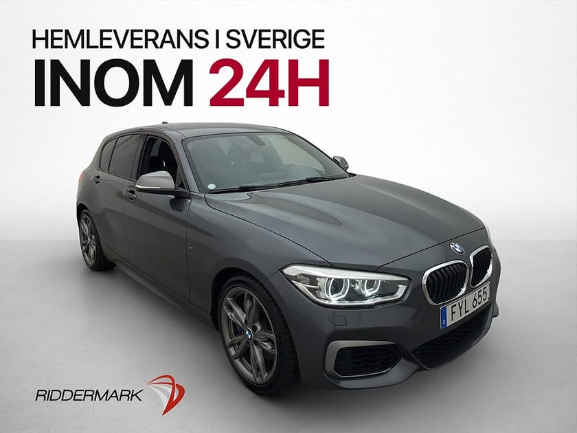 Bild 1 av BMW M135i xDrive 326hk En-Brukare Harman/Kardon Alcantara