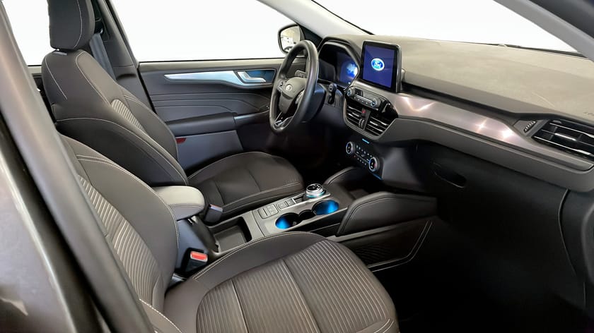 Bild 3 av Ford Kuga Plug-In Hybrid TITANIUM 2.5 FWD 225HK CVT Titanium 225hk