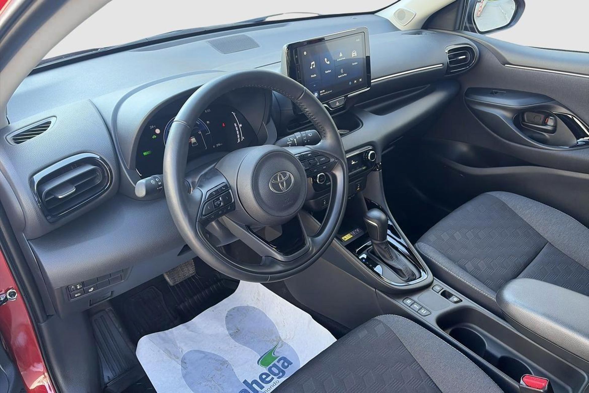 Toyota Yaris Hybrid 115 2025, bild 7/12