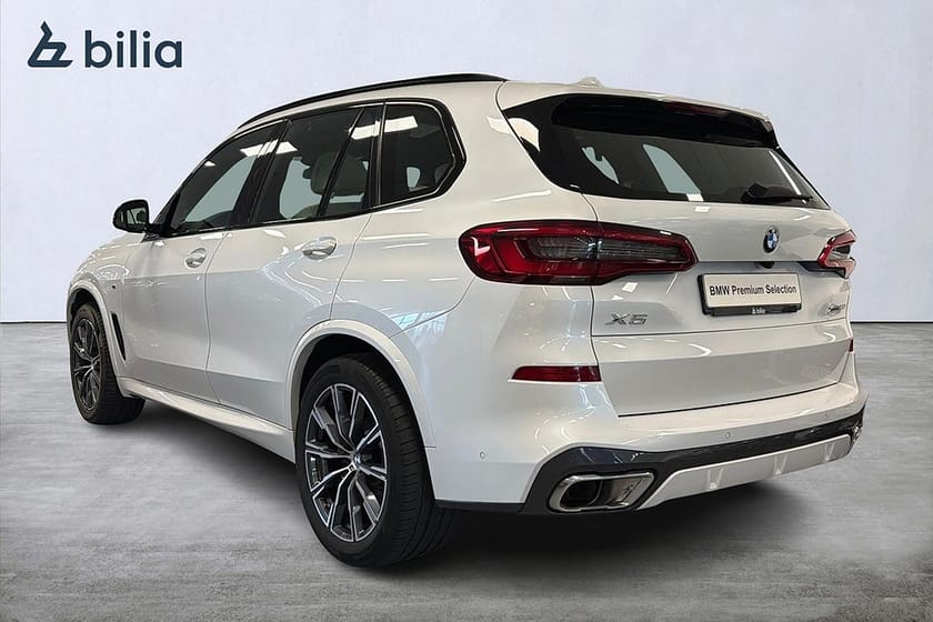 Bild 2 av BMW X5 xDrive30d xDrive 30d M-sport |Panorama |B&W |Drag |Komfortstolar