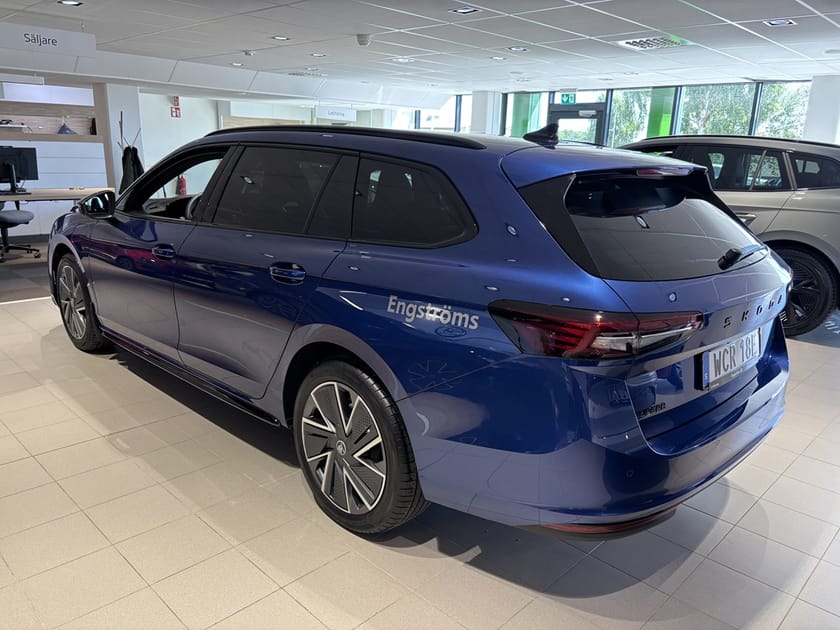 Bild 3 av Škoda Superb iV Kombi