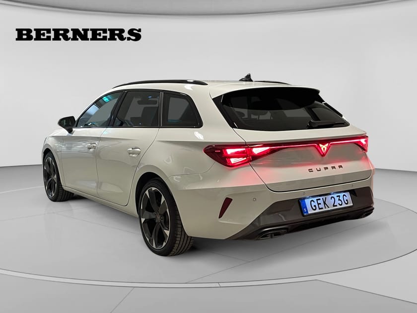 Bild 3 av CUPRA Leon Sportstourer 1.5 eTSI 150hk mHEV / Dragkrok
