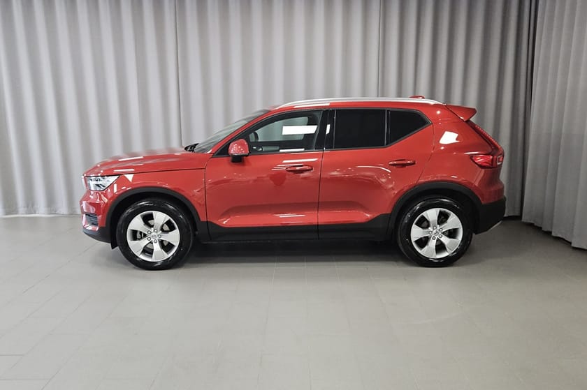 Bild 2 av Volvo XC40 T3 Geartronic 163HK Momentum Aut Drag