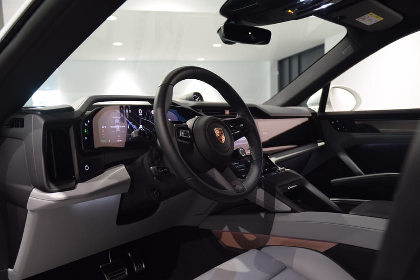 Bild 3 av Porsche Cayenne Electric - VAT/Leasebar