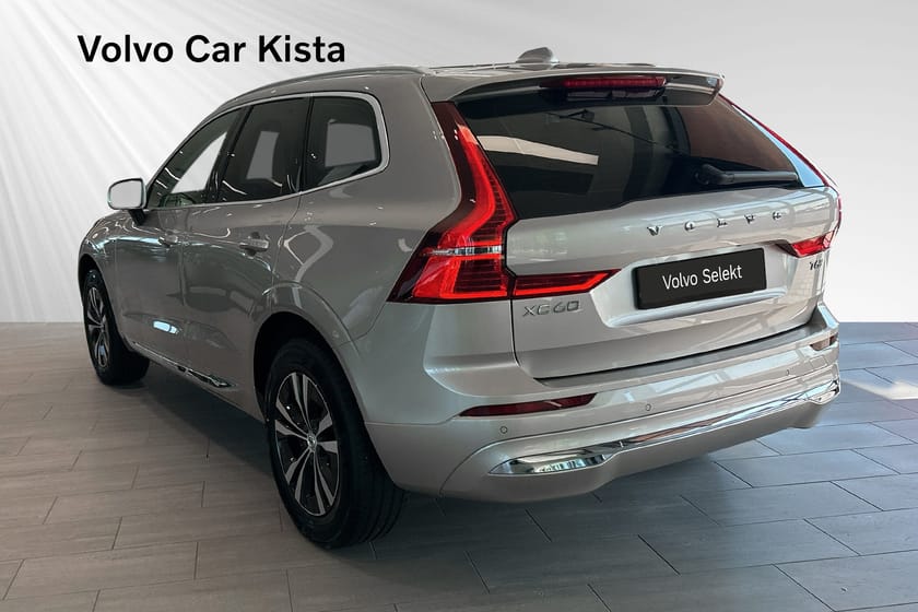 Bild 4 av Volvo XC60 T6 Core Special Edition Drag Panorama B-Kamera