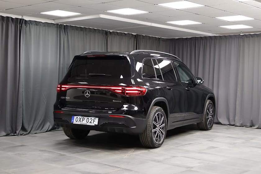 Bild 2 av Mercedes-Benz EQB 300 4MATIC AMG Advanced 7-Sits 360 Night LED Leasebar