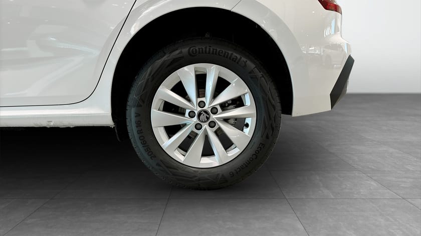 Bild 4 av Škoda Kamiq SELECTION 1,0 TSI 116 HK 7 VXL DSG