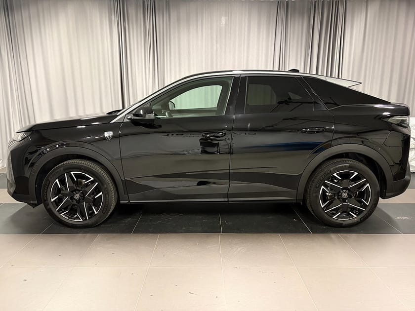 Bild 2 av Peugeot 3008 Hybrid 145 GT AUT Inkl. Dragkrok Vinterhjul