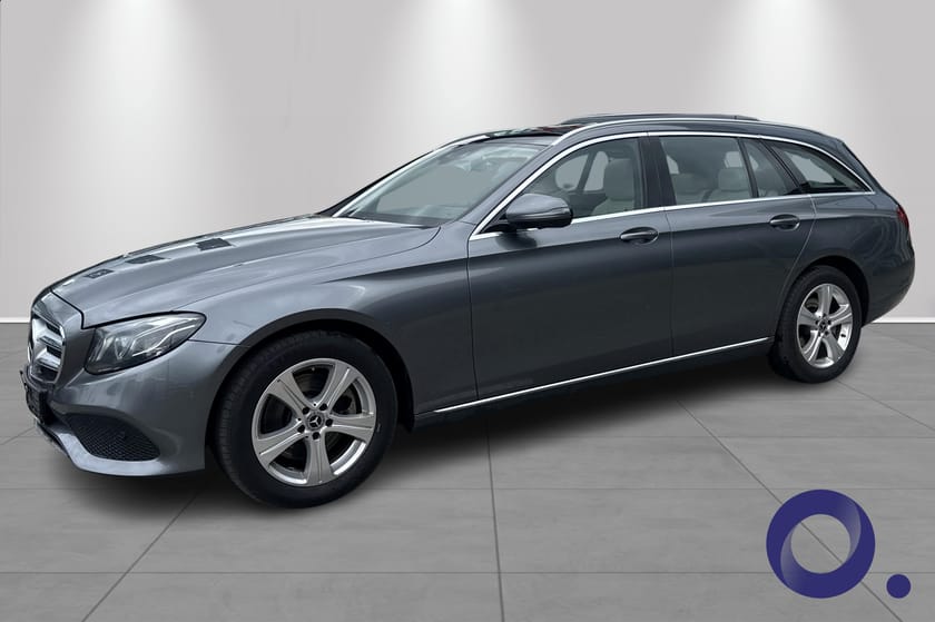 Bilde 2 av Mercedes-Benz E 220 T d 4MATIC E220Td 4 Matic,Premium Plus-pakke,Webasto,Godt utstyrt