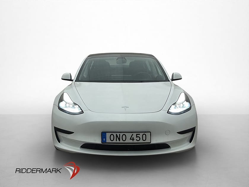 Bild 3 av Tesla Model 3 Standard Range Plus Pano MOMS Drag Kamera