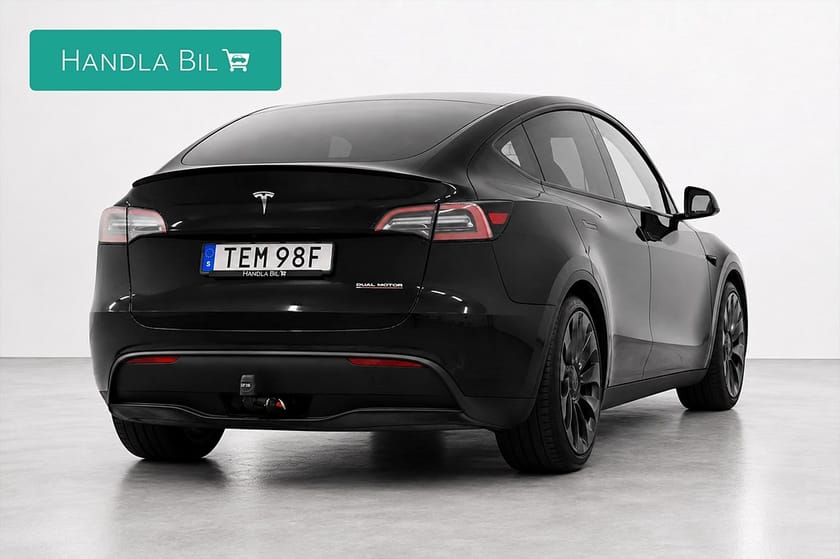 Bild 4 av Tesla Model Y Performance Autopilot Pano Drag  Skinn Rattv Moms 534hk