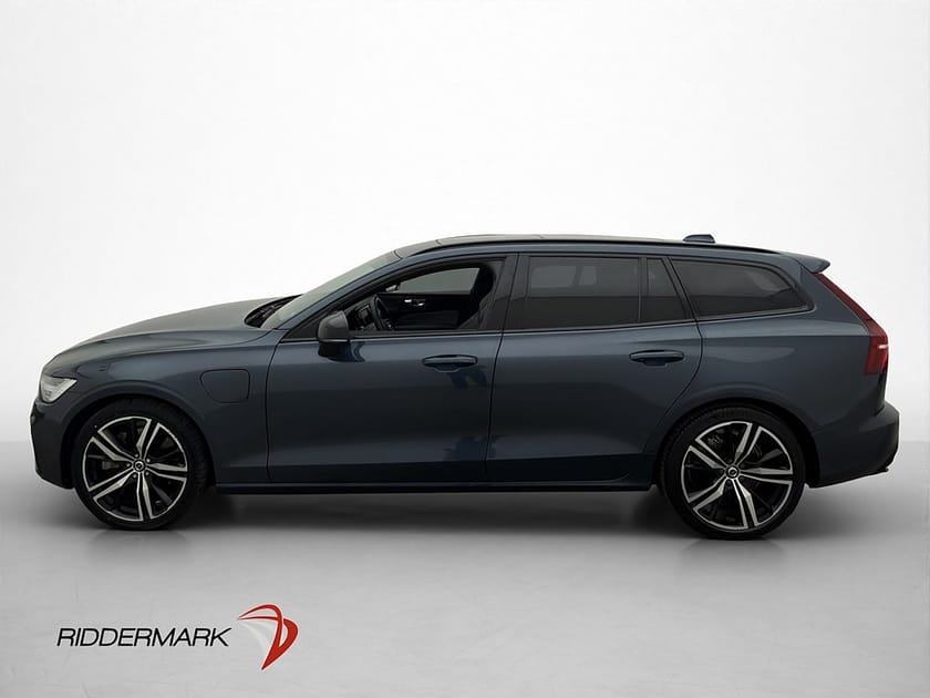 Bild 4 av Volvo V60 T8 AWD 456hk R-Design VOC H/K Panorama 360° Elstol