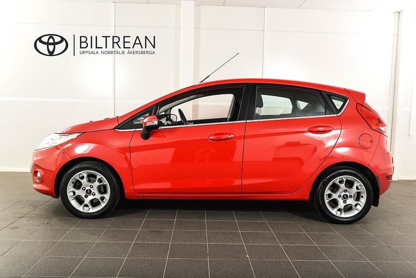 Bild 2 av Ford Fiesta 5-dörrar 1.25 Titanium Nybes Nyservad