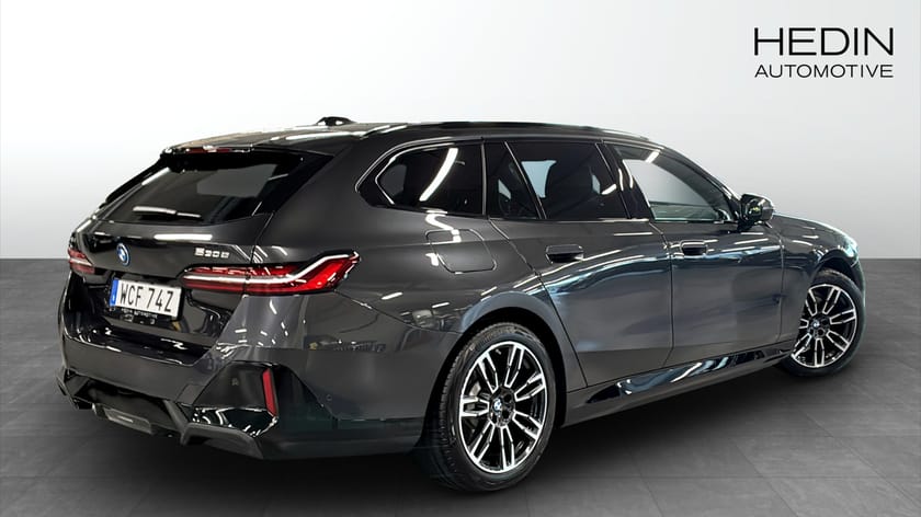 Bild 2 av BMW 530e xDrive Touring M-Sport Dragkrok DAP Tonade rutor