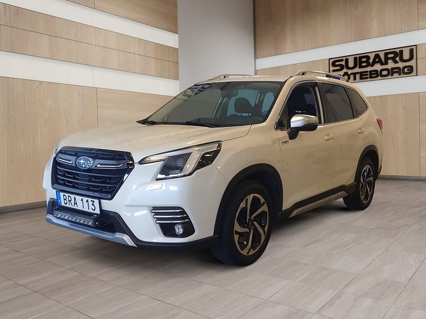 Bild 1 av Subaru Forester e-Boxer XFuel 2,0i Aut Ridge *dragkrok Ledramp*