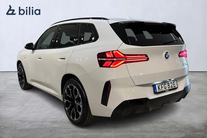 Bild 2 av BMW X3 30e xDrive M Sport / H/K / Drag / Adaptiv / 360 Kamera / Elstolar