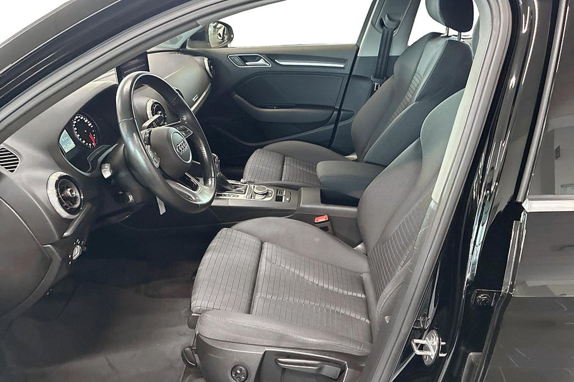 Audi A3 2019, photo 7/10