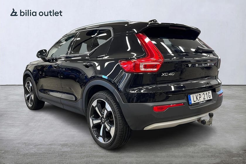 Bild 4 av Volvo XC40 B4 AWD DCT Momentum Advanced 197hk Drag 360° Navi H/K