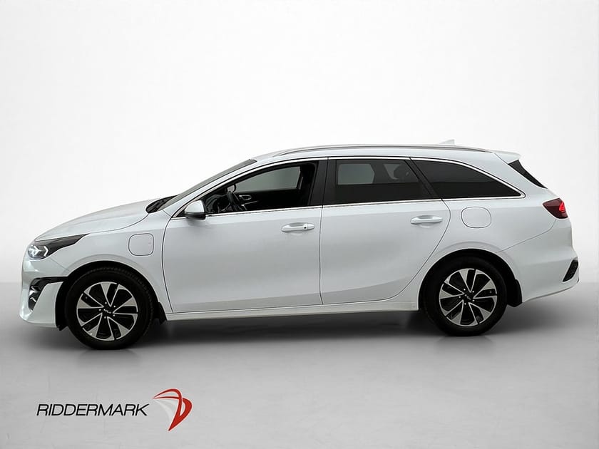 Bild 4 av Kia Ceed Sportswagon Plug-in Hybrid Advance Backkamera Rattvärme CarPlay