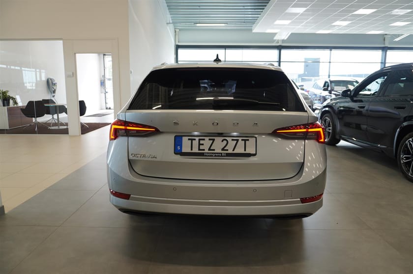 Bild 5 av Škoda Octavia Kombi 2.0 TDI DSG Ambition Dragkrok Dieselvärmare