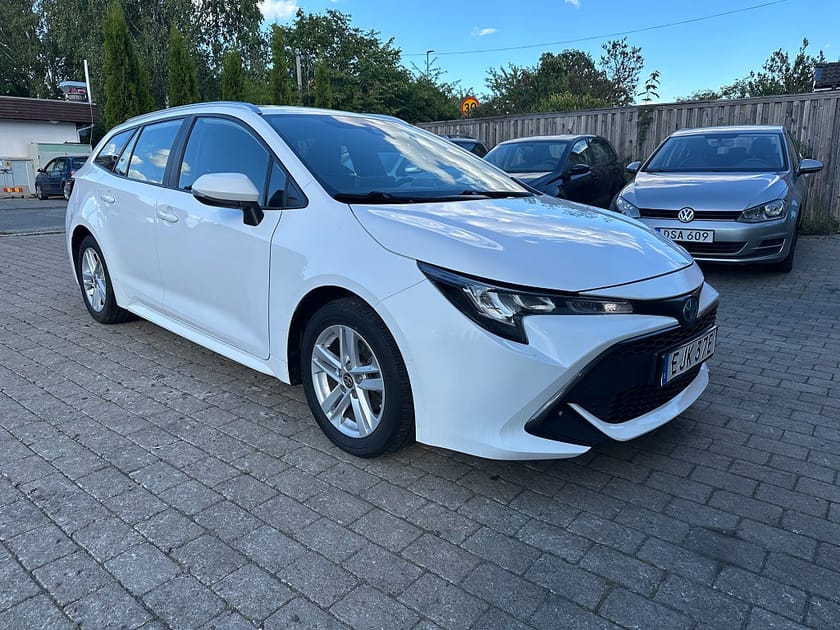 Bild 2 av Toyota Corolla Touring Sports Hybrid e-CVT Active Euro 6