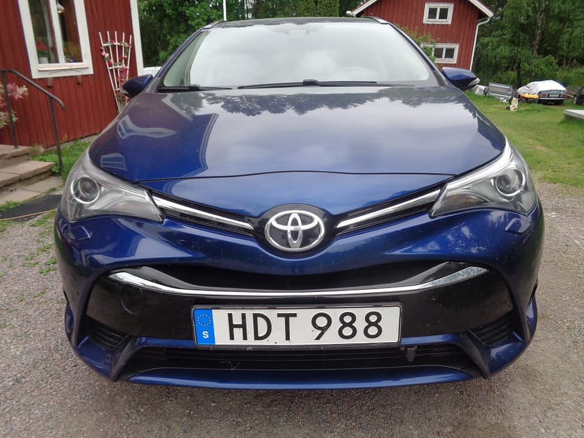 Bild 3 av Toyota Avensis Kombi 1.8 END. 12000 MIL/2ÄG/FULLSERV/BES O SKATTAD/INB