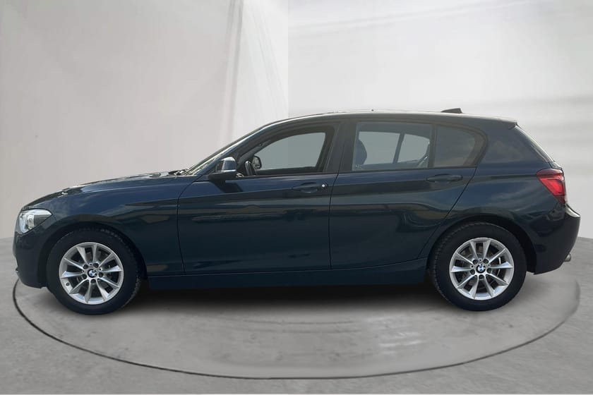 Bild 2 av BMW 118d 5-dörrar 143hk Dragkrok P-sensorer Bluetooth