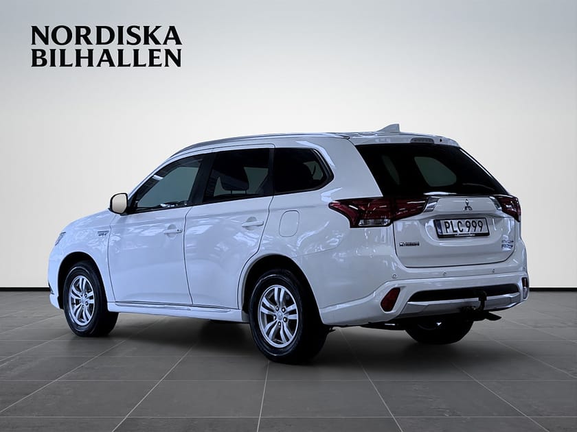 Bild 5 av Mitsubishi Outlander PHEV CVT Fleet Edition Dragkrok Bluetooth P-sensorer