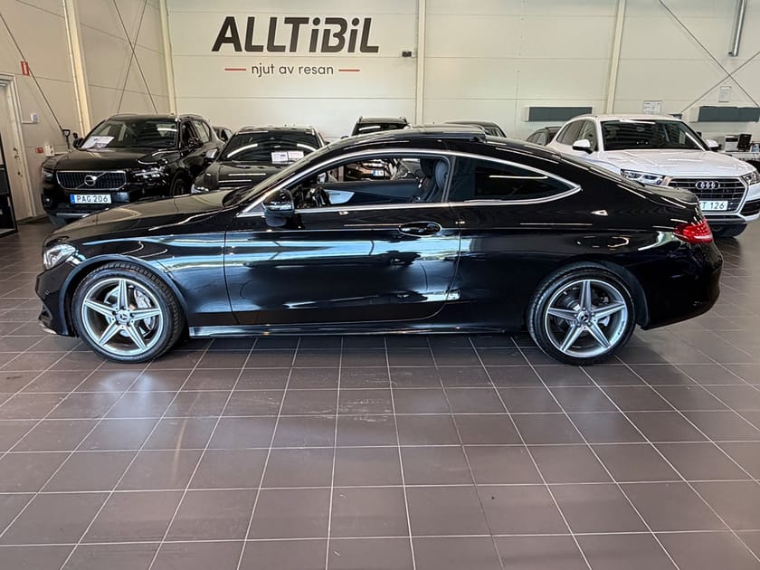 Bild 3 av Mercedes-Benz C 200 Coupé 7G-Tronic Plus AMG Pano Burmester Navi Kamera